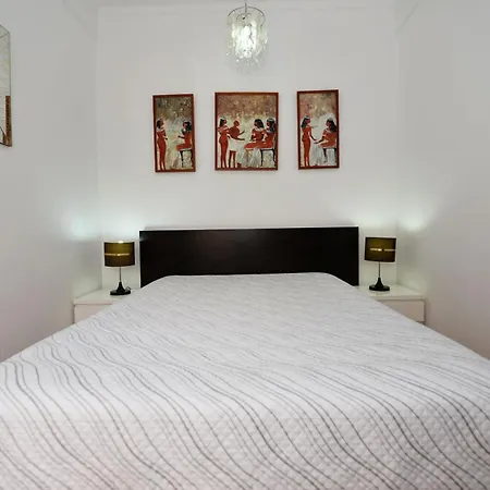 Oceanscape - 50 Meters From The Beach Апартаменты Назаре