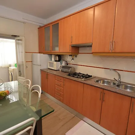 Oceanscape - 50 Meters From The Beach *