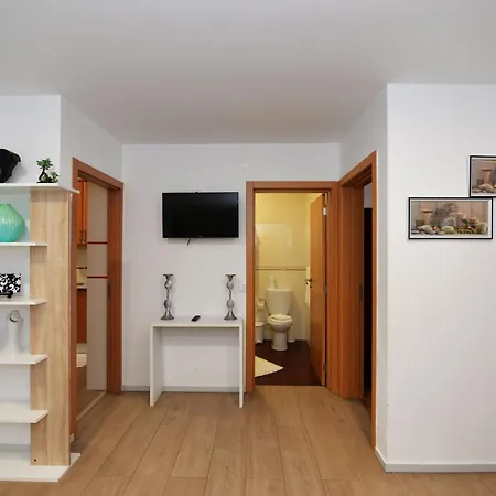 Oceanscape - 50 Meters From The Beach