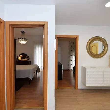 Oceanscape - 50 Meters From The Beach Апартаменты *